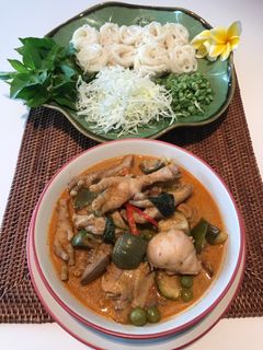รูปของ ขนมจีนแกงไก่
