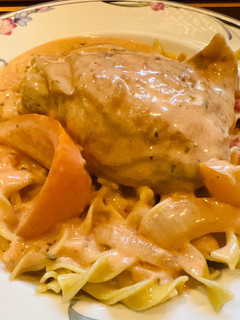 A picture of Pink Alfredo Chicken.