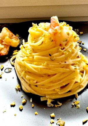Foto di Tagliolini al limone, con mazzancolle e granella di pistacchio