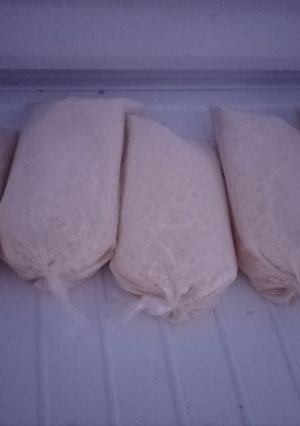 Una foto de Riquísimos bolis de plátano 🍌 con leche 🥛😍❤️