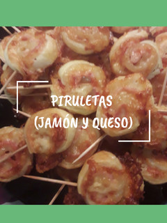 Una foto de Piruletas de jamón y queso