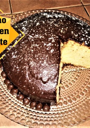 Una foto de Bizcocho bañado en chocolate
