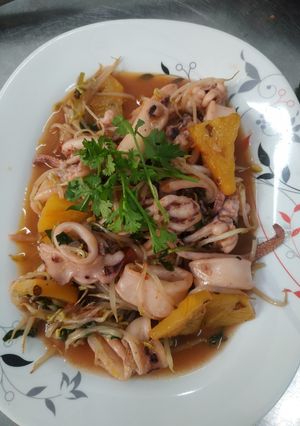 Hình của món Mực ống xào.