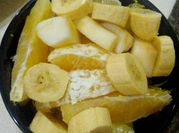 A picture of apple and oranges