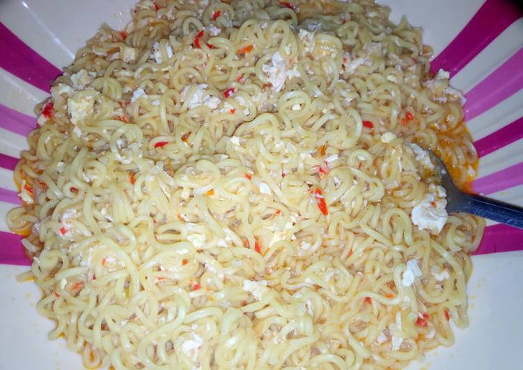 Recipe of Super Quick Indomie with egg