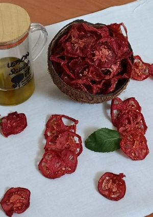 عکسی از دستور گوجه فرنگی خشک