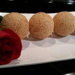 A picture of Sesame Balls (Onde-Onde).