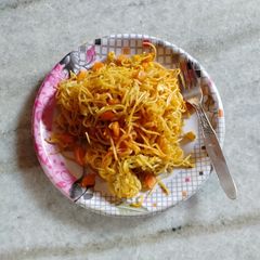 A picture of Desi Style Chowmein Recipe.