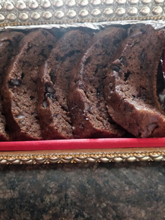 A picture of Chocolaty banana bread/cake.