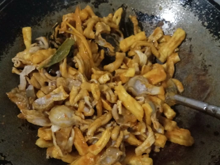 Cara Mudah Membikin Resep Tahu Usus Masak bumbu Kuning yang Lezat Sekali Anti Ribet, Uenak Banget