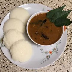 A picture of Idli sambhar.