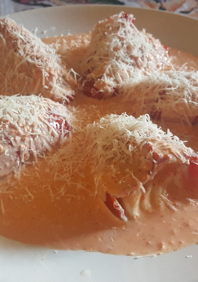 Una foto de Pimientos de piquillo rellenos de queso