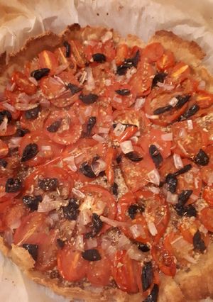 Une photo de Tarte à la moutarde et aux tomates