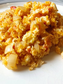 Una foto de Huevos con harina de yuca