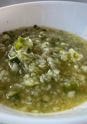 Une photo de Soupe fraîche de Concombre à l'Orientale
