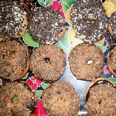 รูปของ Donat empuk simpel