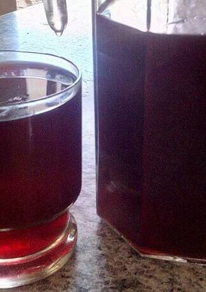 Una foto de Chicha de maíz morado