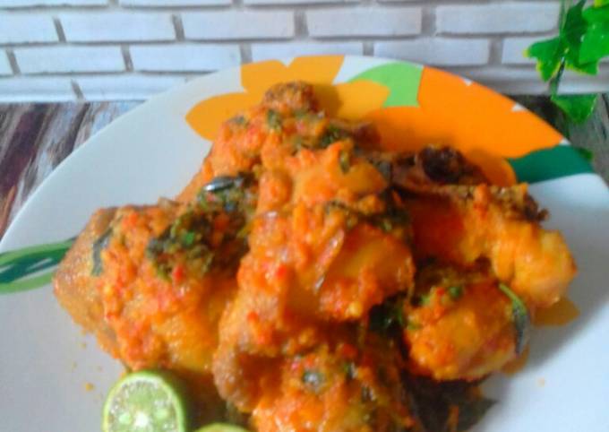 Ayam rica-rica kemangi