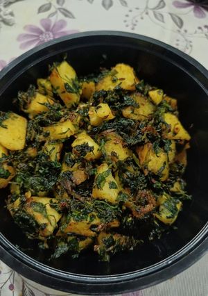 A picture of Methi aloo ki sabzi.