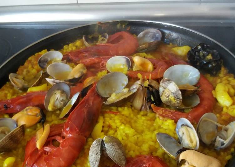 Paella de marisco