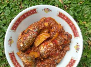 Foto resep 11. Sarden ABC saus tomat + kentang