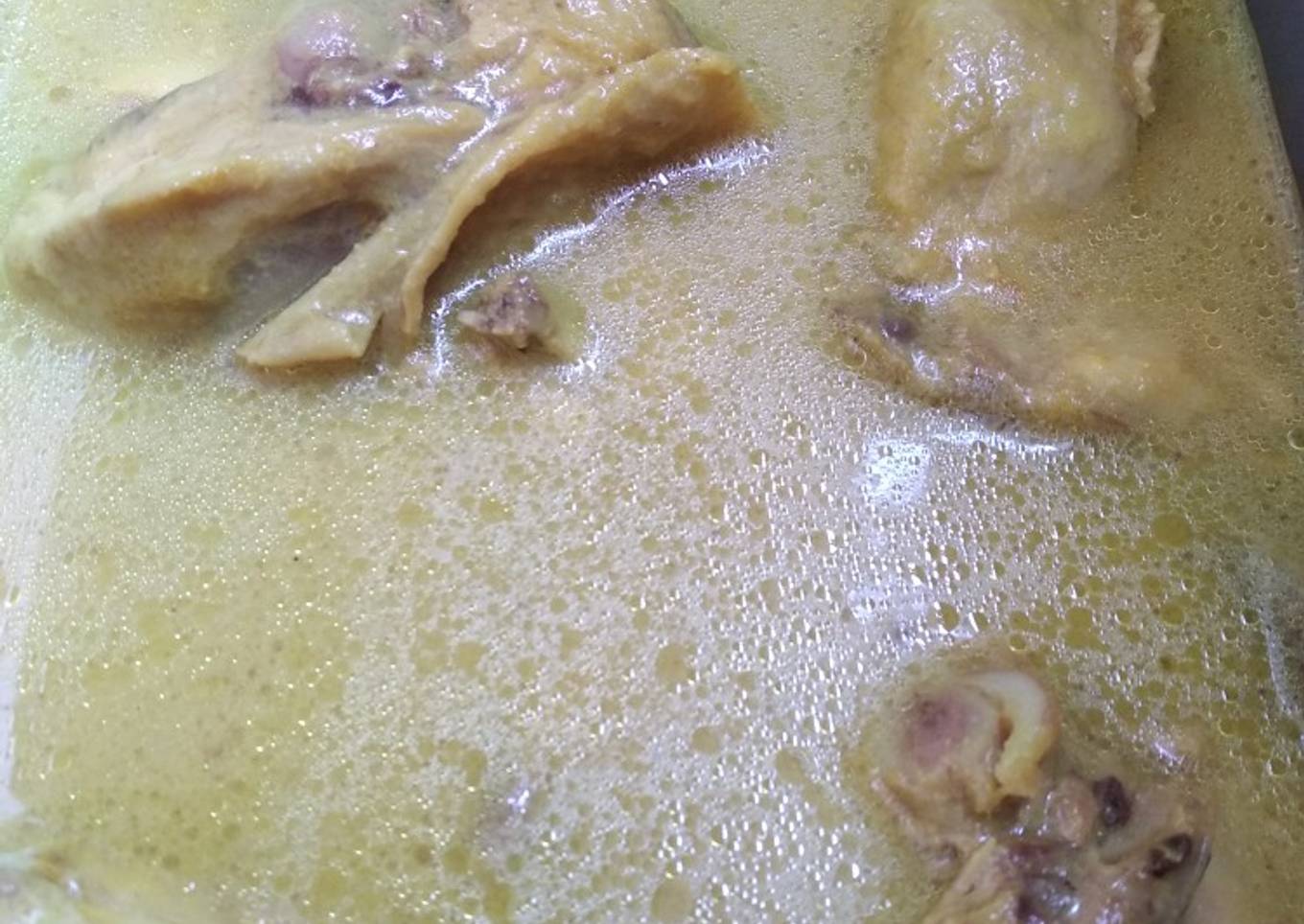 Ayam goreng lengkuas bumbu ungkep