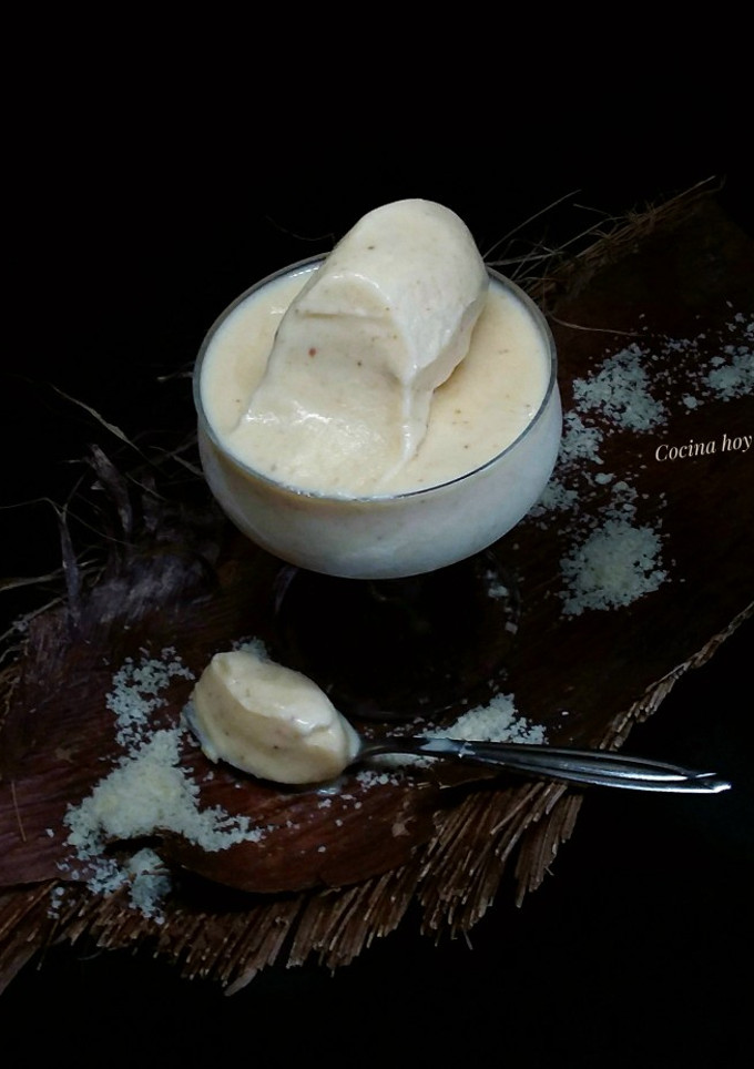 Una foto de Helado de almendra elaborado con robot de cocina M.C.PLUS