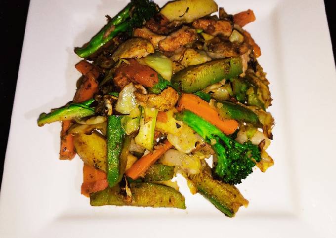 Healthy Grilled Chicken Vegetable Salad š„