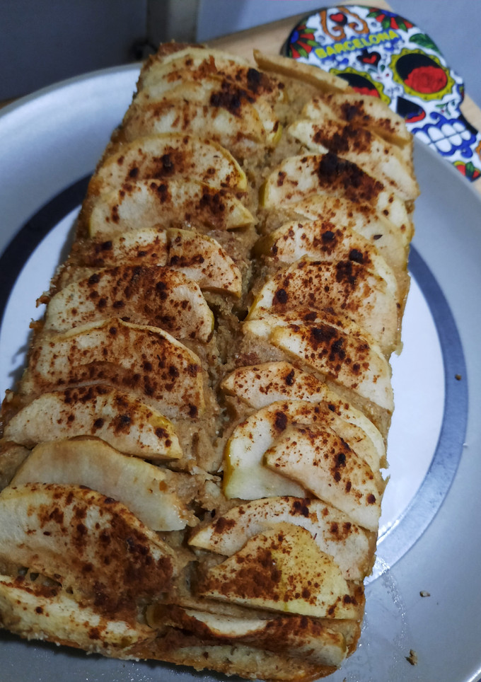 Una foto de Budín de manzana, banana y avena (sin azúcar)