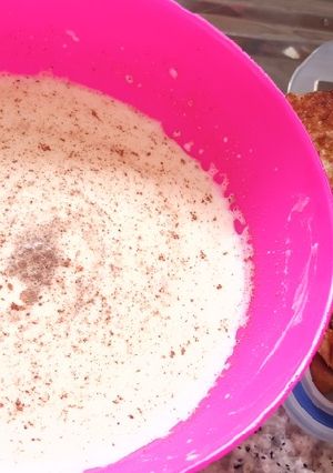 A picture of Flavoured milk and french toast 🍞.