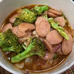 รูปของ Tumis sosis brokoli simple
