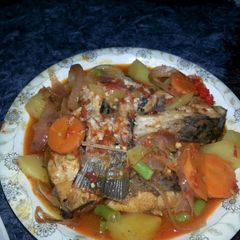 A picture of Vegetable fish pepper soup.