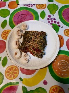 Una foto de Calzone antipasta relleno de atún y tomate
