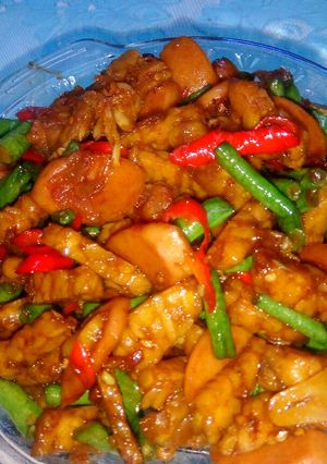 Foto resep Oseng tempe kacang panjang pedas manis 💕
