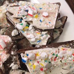 A picture of Unicorn fart bark 🦄.