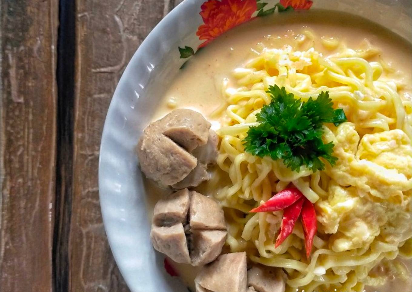 Mie Kuah Susu