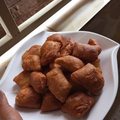 A picture of Mandazi.