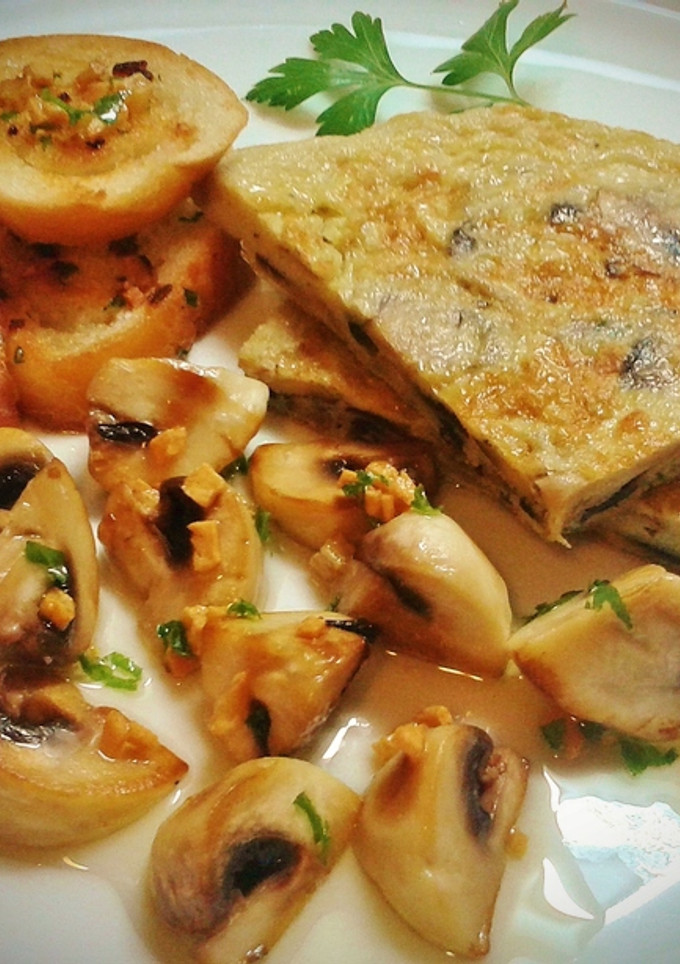 Una foto de Tortilla de Champiñones