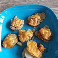 A picture of Baked potato slices 😋.