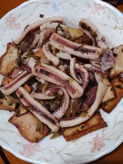 酸菜炒魷魚豆干 的食譜成品照片