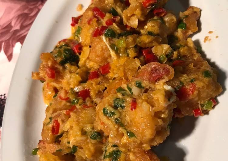 Cara mudah Membuat Udang goreng Telur Asam Manis yang Bikin Ngiler