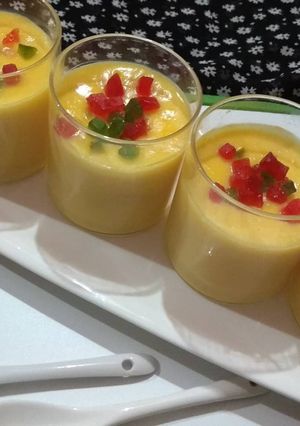 A picture of Vanilla and banana custard.
