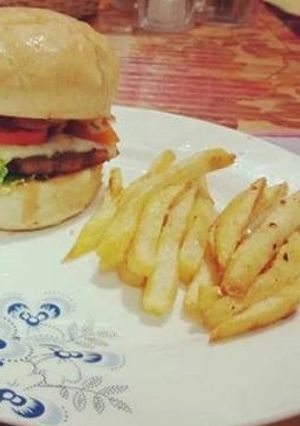 A picture of Fries.