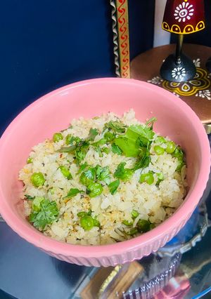 बनारसी मटर चूडा (मटर पोहा) रेसिपी मुख्य फोटो