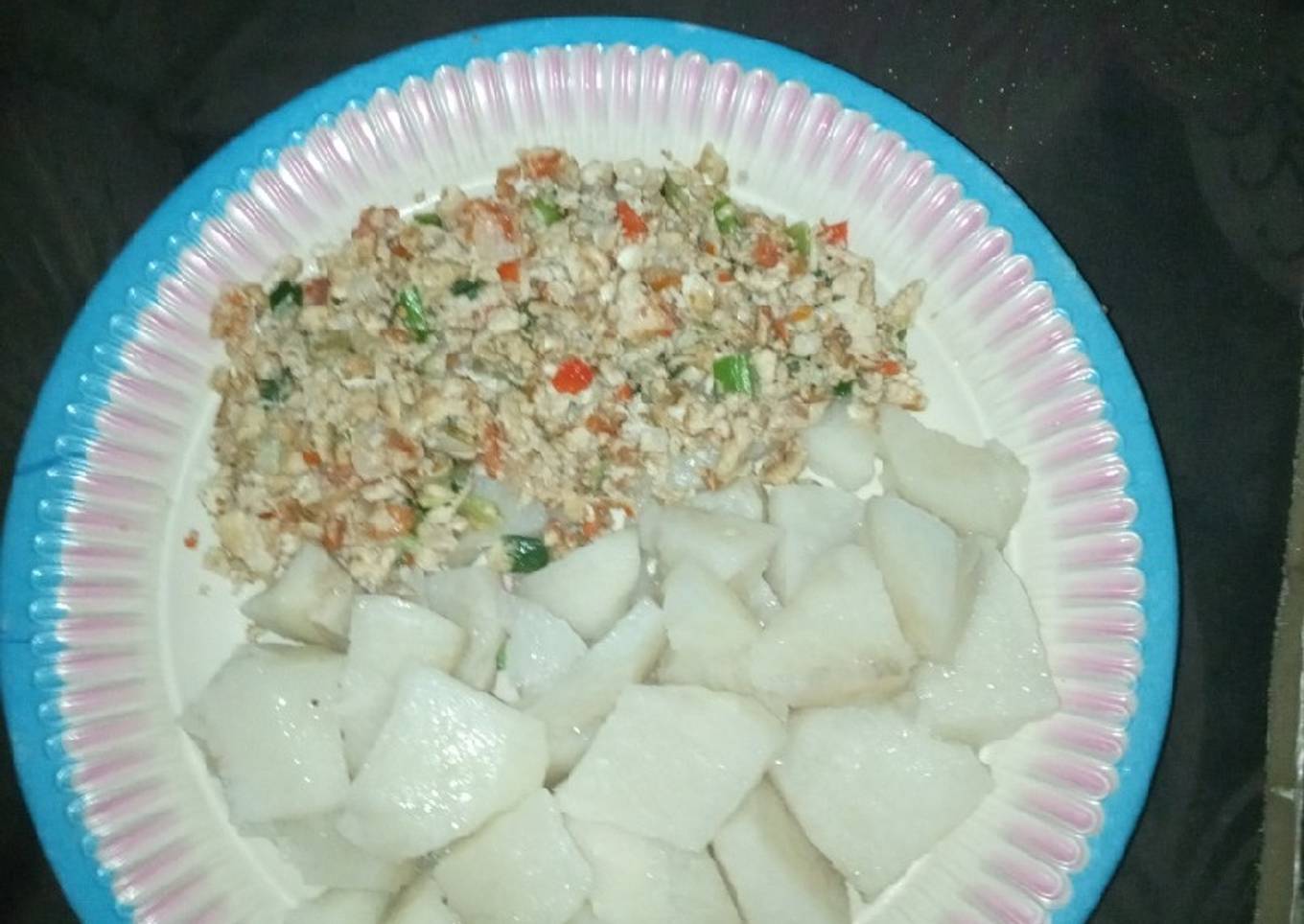 White yam & egg sauce