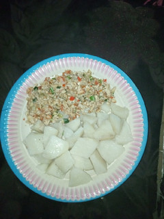 A picture of White yam & egg sauce.