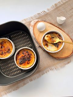 Une photo de Crème brûlée à l’air fryer