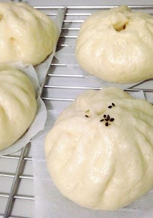 蔥肉包 的食譜成品照片