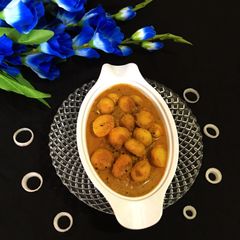 A picture of Batata Nu Shaak.