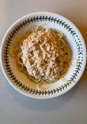 A picture of Salmon & Cream Cheese Pasta.